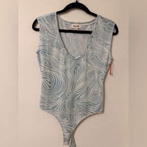 Open Edit Women's Blue Swirl V-Neck Bodysuit
